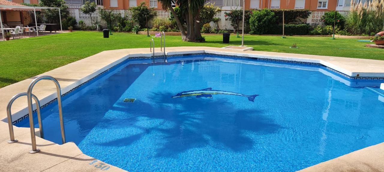 Saltillo Alto Gray Studio. Vistas Al Mar Y Piscina Torremolinos Exterior foto